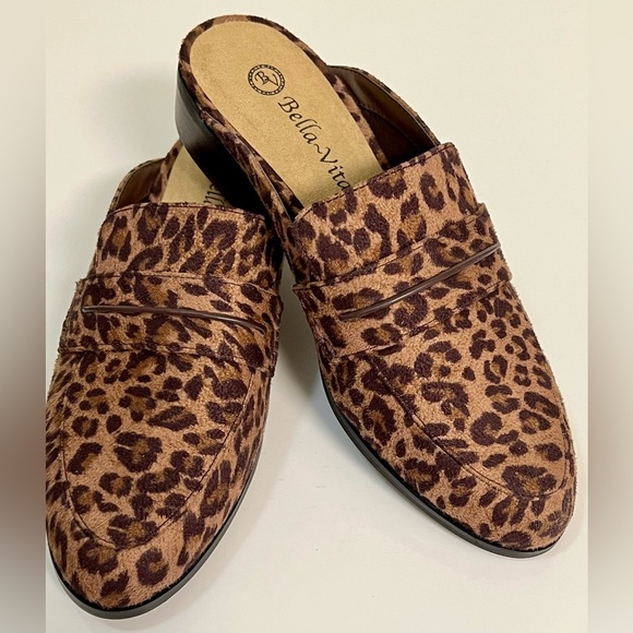 Bella-Vita cheetah print mules. Size 7.5 Never worn. Excellent condition - Picture 1 of 6